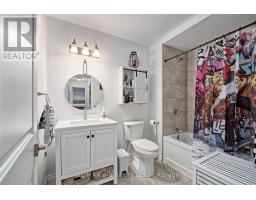 305 ROBINSON STREET - 14
