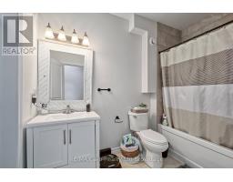 305 ROBINSON STREET - 29