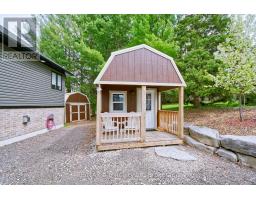 305 ROBINSON STREET - 44