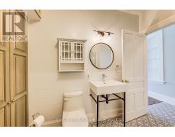 383 INGERSOLL AVENUE - 19