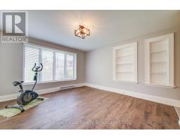 383 INGERSOLL AVENUE - 23