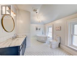 383 INGERSOLL AVENUE - 30