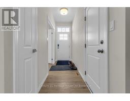 19 LIVINGSTON DRIVE - 4