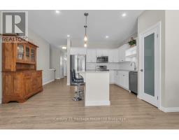 19 LIVINGSTON DRIVE - 9