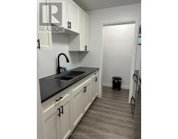 208 - 91 SPRUCE STREET W - 4