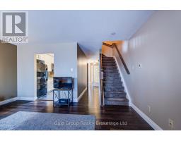 20 - 1093 NELLIS STREET - 15