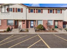 20 - 1093 NELLIS STREET - 2