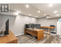 122 HEMLOCK ROAD - 19