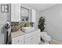 12 JUBILEE PLACE - 26
