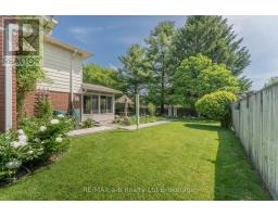 18 DENRICH AVENUE - 32