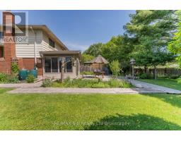 18 DENRICH AVENUE - 36
