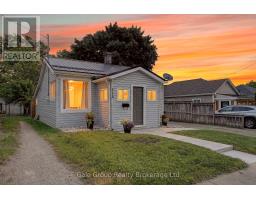 330 QUEEN STREET - 3