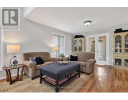 6 GAYFER PLACE - 12