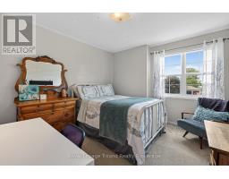 6 GAYFER PLACE - 25