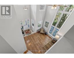 6 GAYFER PLACE - 31