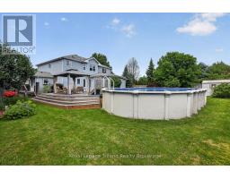 6 GAYFER PLACE - 37