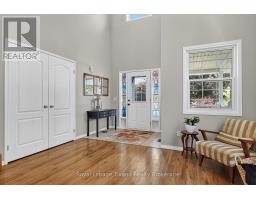 6 GAYFER PLACE - 7