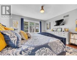 42 ALEXANDER AVENUE - 13