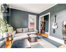 33 MAIN STREET E - 11