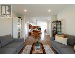 34 KING STREET - 8