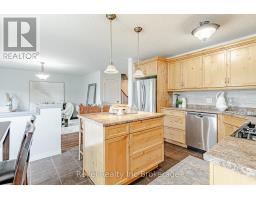 702 FRONTENAC CRESCENT - 15