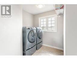 702 FRONTENAC CRESCENT - 29