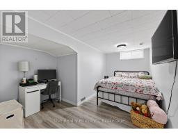 126 SPRINGBANK AVENUE N - 30