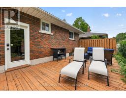 126 SPRINGBANK AVENUE N - 35