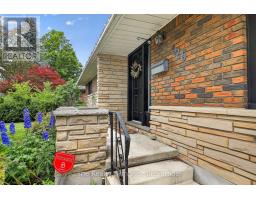 126 SPRINGBANK AVENUE N - 4