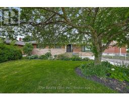 126 SPRINGBANK AVENUE N - 43