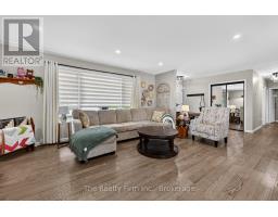 126 SPRINGBANK AVENUE N - 8
