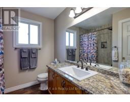 11 CORNISH CRESCENT - 21
