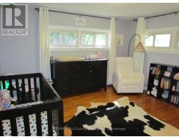 30 FAIRFIELD CRESCENT - 11