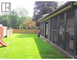 30 FAIRFIELD CRESCENT - 14