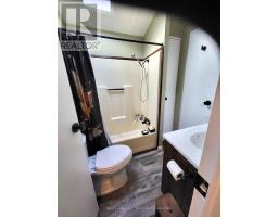 E 39 - 4340 CROMARTY DRIVE - 12