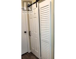 E 39 - 4340 CROMARTY DRIVE - 15