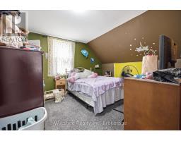 38 HARVEY STREET - 14