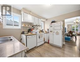 38 HARVEY STREET - 8