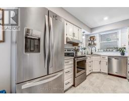 219 BROCK STREET - 10