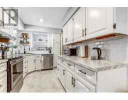 219 BROCK STREET - 9