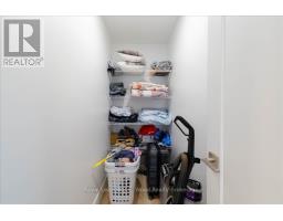 72 TRAILVIEW DRIVE E - 35