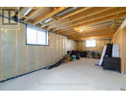 72 TRAILVIEW DRIVE E - 39