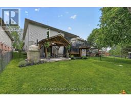 89 WOODVALE DRIVE - 32