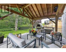 89 WOODVALE DRIVE - 34