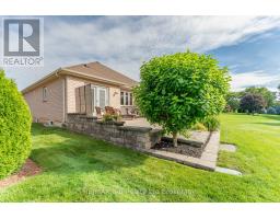 90 WESTON DRIVE - 42