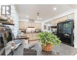 6 CAMDON COURT - 10