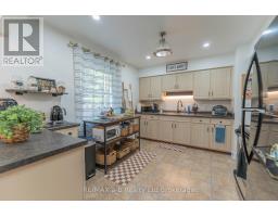 6 CAMDON COURT - 13