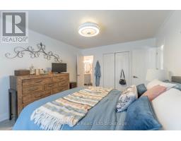 6 CAMDON COURT - 21