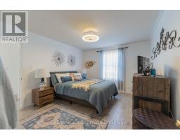 6 CAMDON COURT - 23