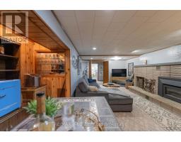 6 CAMDON COURT - 26